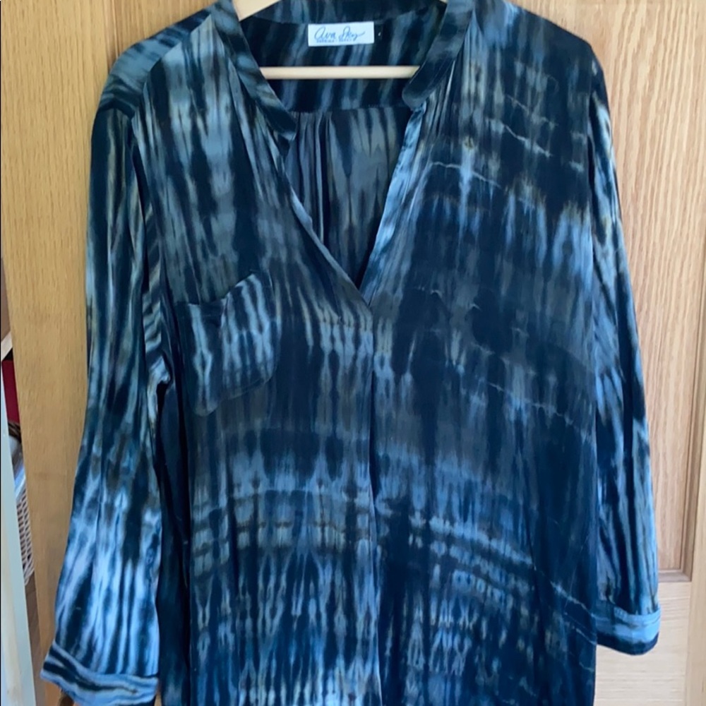 NWOT Ava Sky Fighting Eel Cover-Up/ Dress